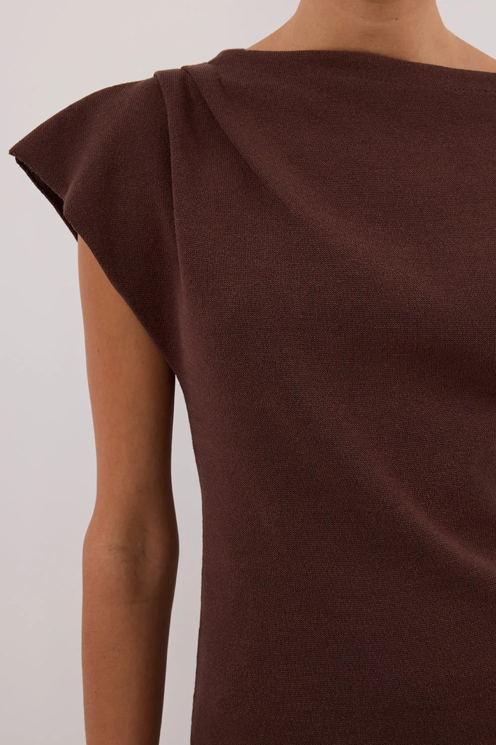 LIA WALNUT SLEEVELESS KNIT TOP sold by Dissh product image thumbnail 5