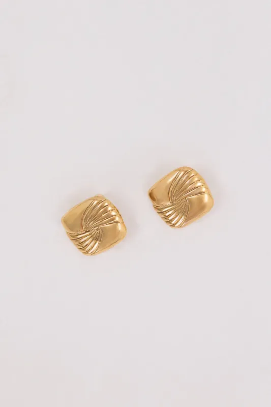 HEAVEN MAYHEM TABI EARRING GOLD sold by Dissh