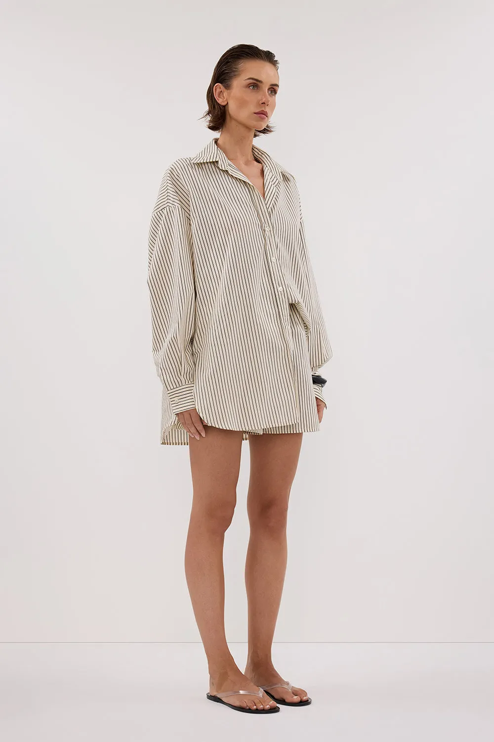 PALMA CREAM OVERSIZED SILK BLEND SHIRT sold by Dissh product image thumbnail 4