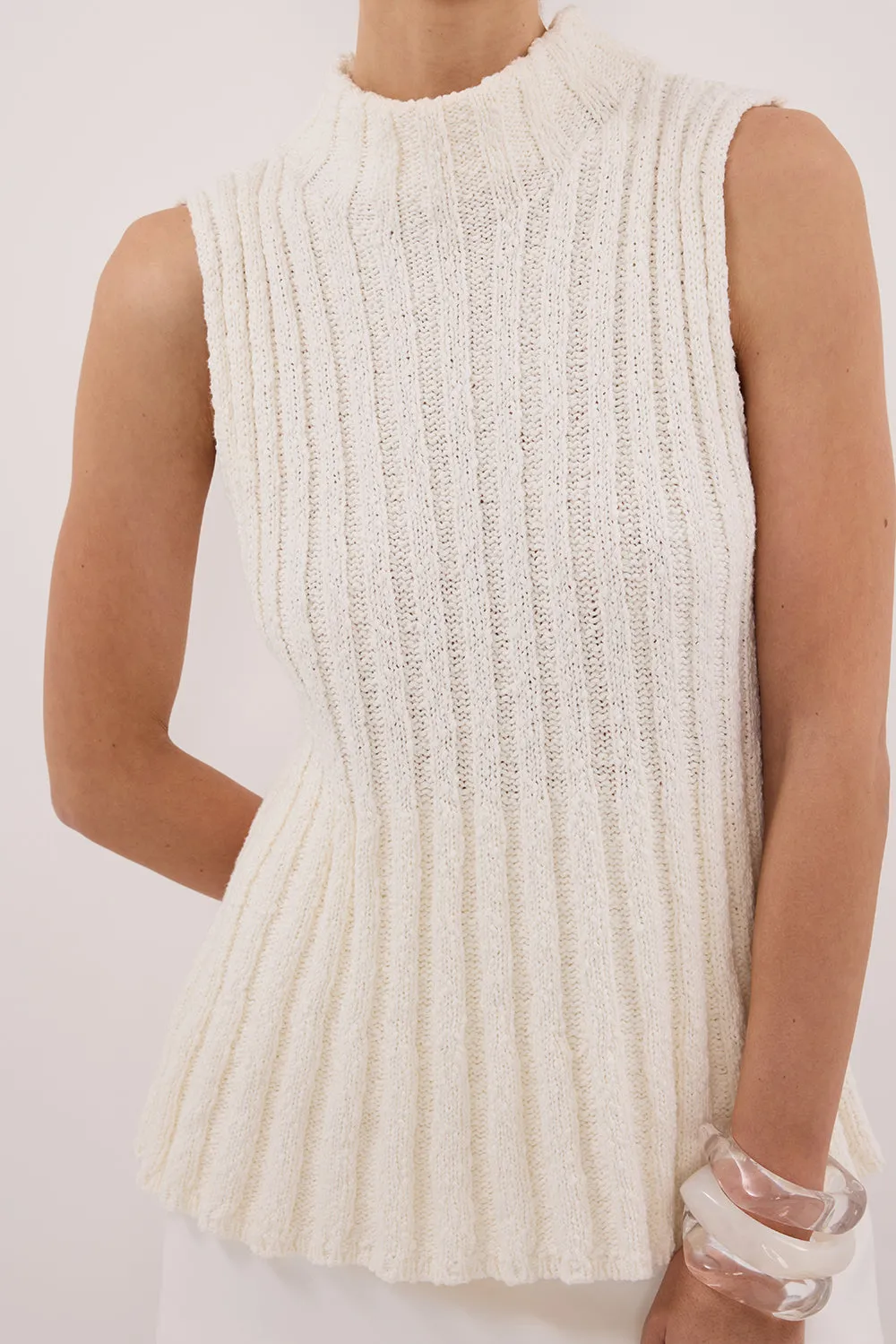 VERO OFF WHITE KNIT TOP sold by Dissh product image thumbnail 5