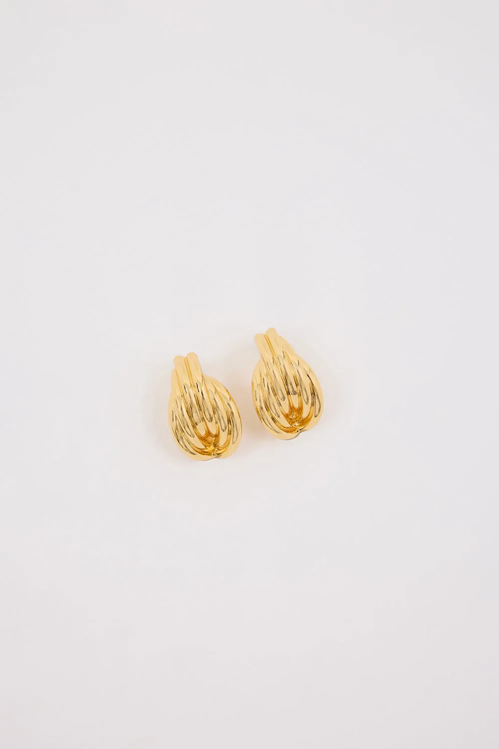 AMBER SCEATS QUINLAN EARRING GOLD sold by Dissh