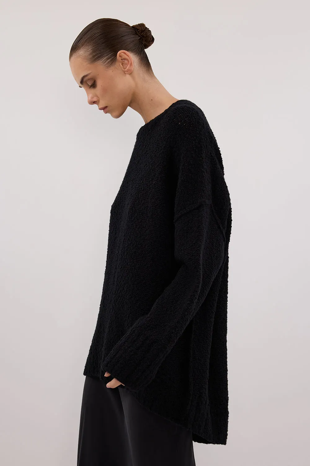CICI BLACK LONGLINE JUMPER sold by Dissh product image thumbnail 4
