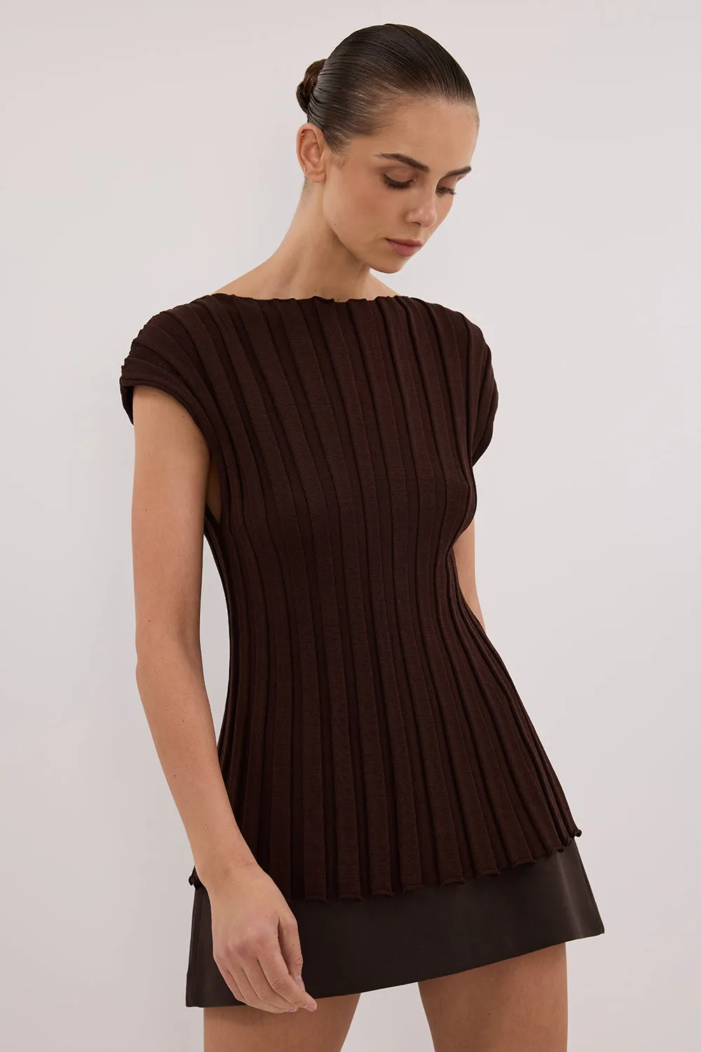 LOE CHOC SLEEVELESS KNIT TOP sold by Dissh product image thumbnail 2