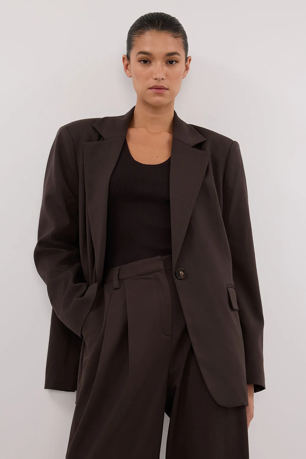 EDEN BITTER CHOC OVERSIZED BOXY BLAZER sold by Dissh product image thumbnail 3