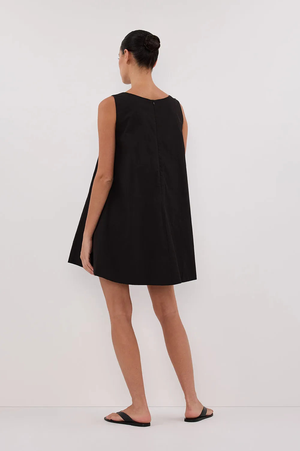 MAISIE BLACK POPLIN MINI DRESS sold by Dissh product image thumbnail 4