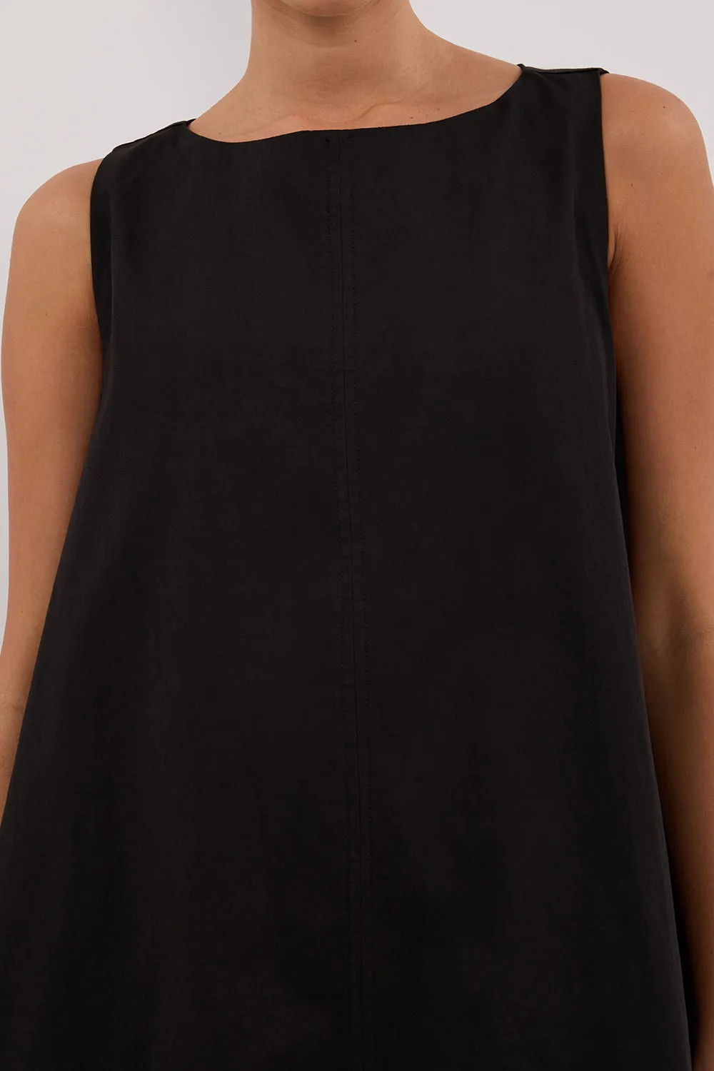 MAISIE BLACK POPLIN MINI DRESS sold by Dissh product image thumbnail 5