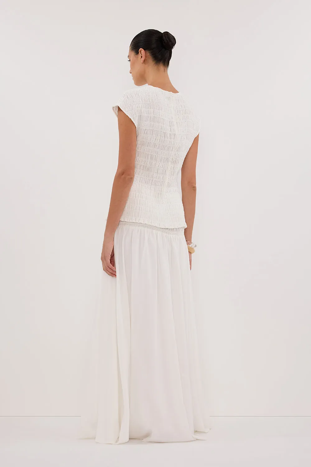 SIERRA WHITE TEXTURED MIDI SKIRT sold by Dissh product image thumbnail 4