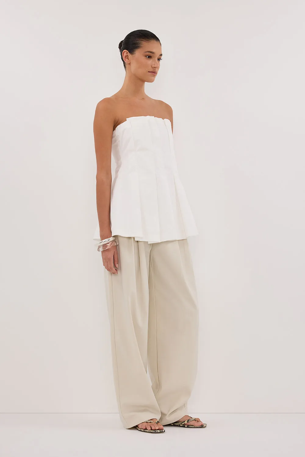 LILLY WHITE PLEATED STRAPLESS TOP sold by Dissh product image thumbnail 4