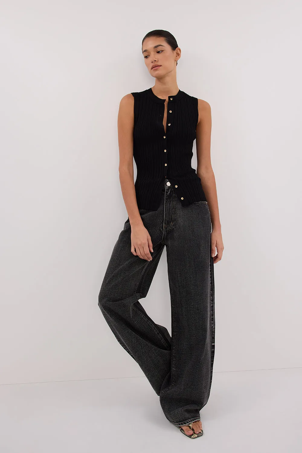 JASMINE BLACK KNIT TOP sold by Dissh product image thumbnail 5