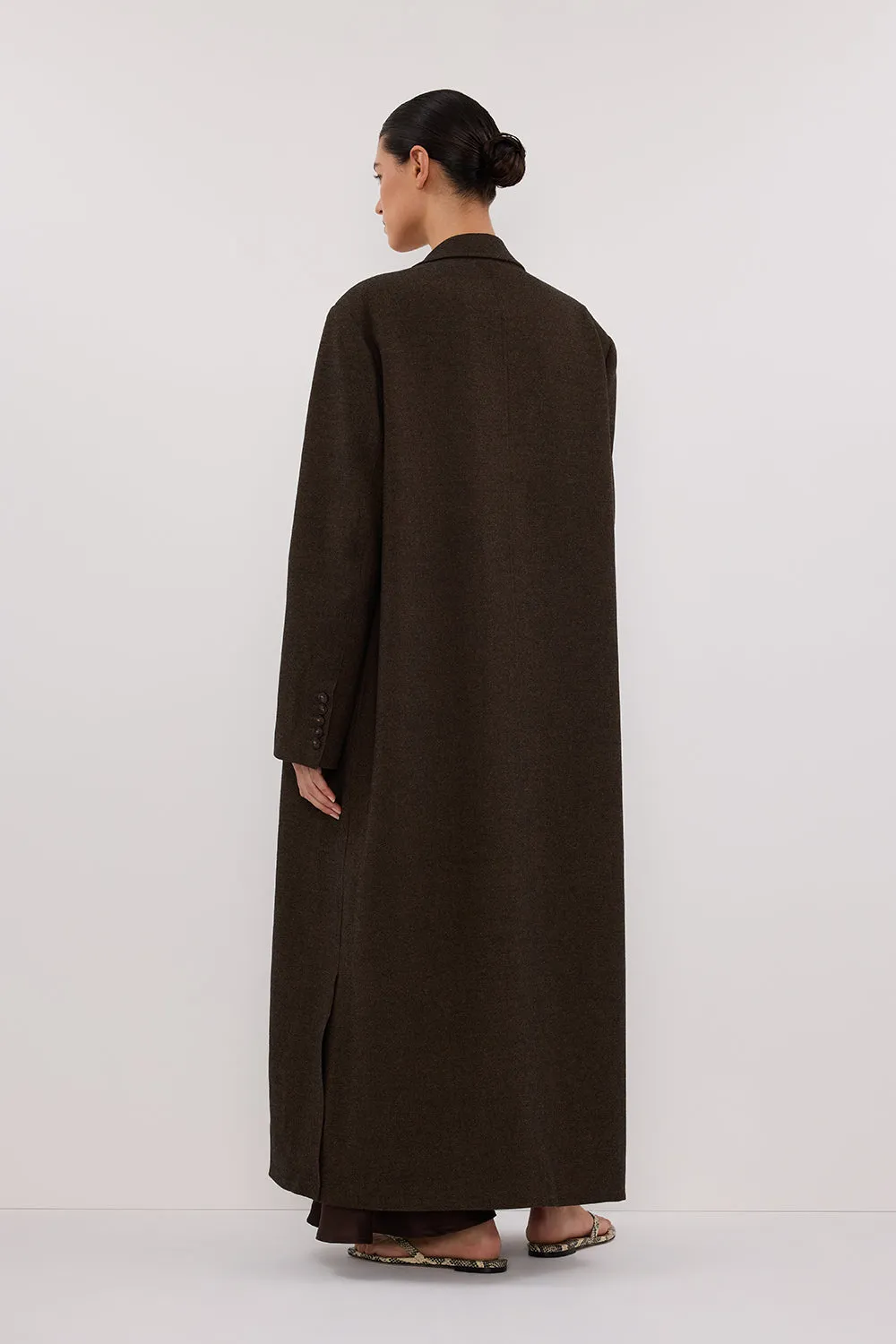 BENTLEY CHOCOLATE OVERSIZED COAT sold by Dissh product image thumbnail 5