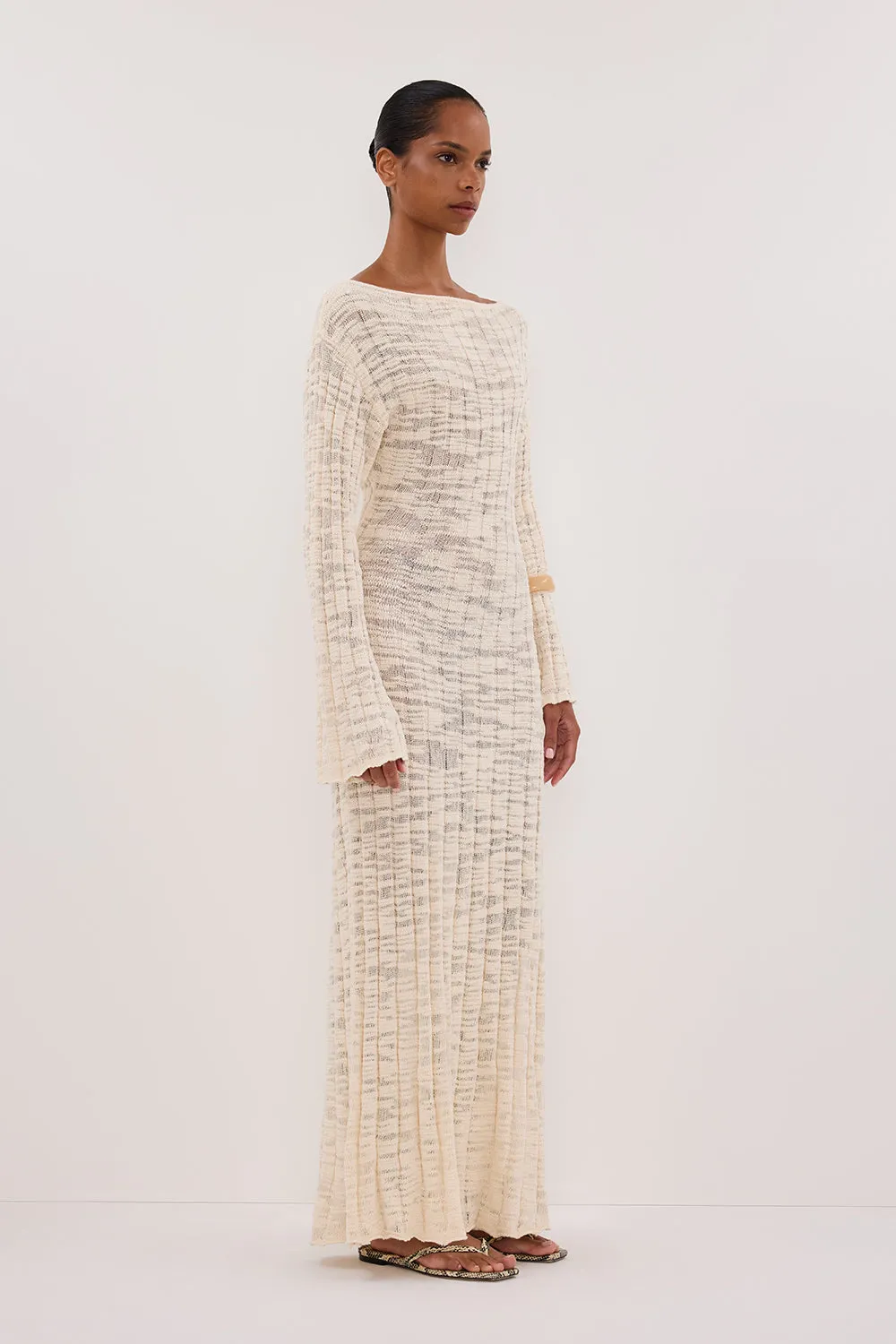 CIA NATURAL LONG SLEEVE MAXI DRESS sold by Dissh product image thumbnail 4