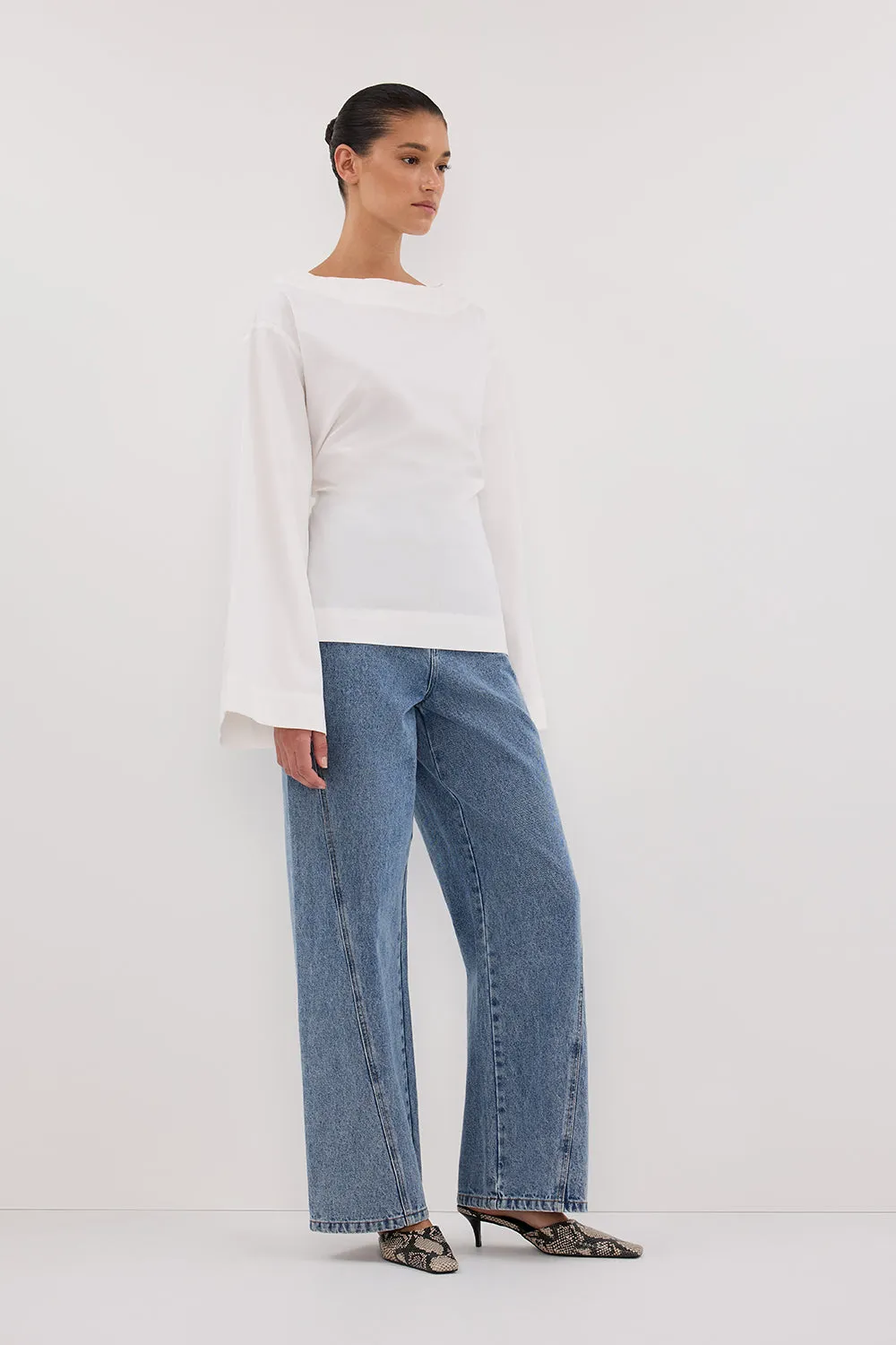 IVY WHITE LONG SLEEVE TOP sold by Dissh product image thumbnail 3