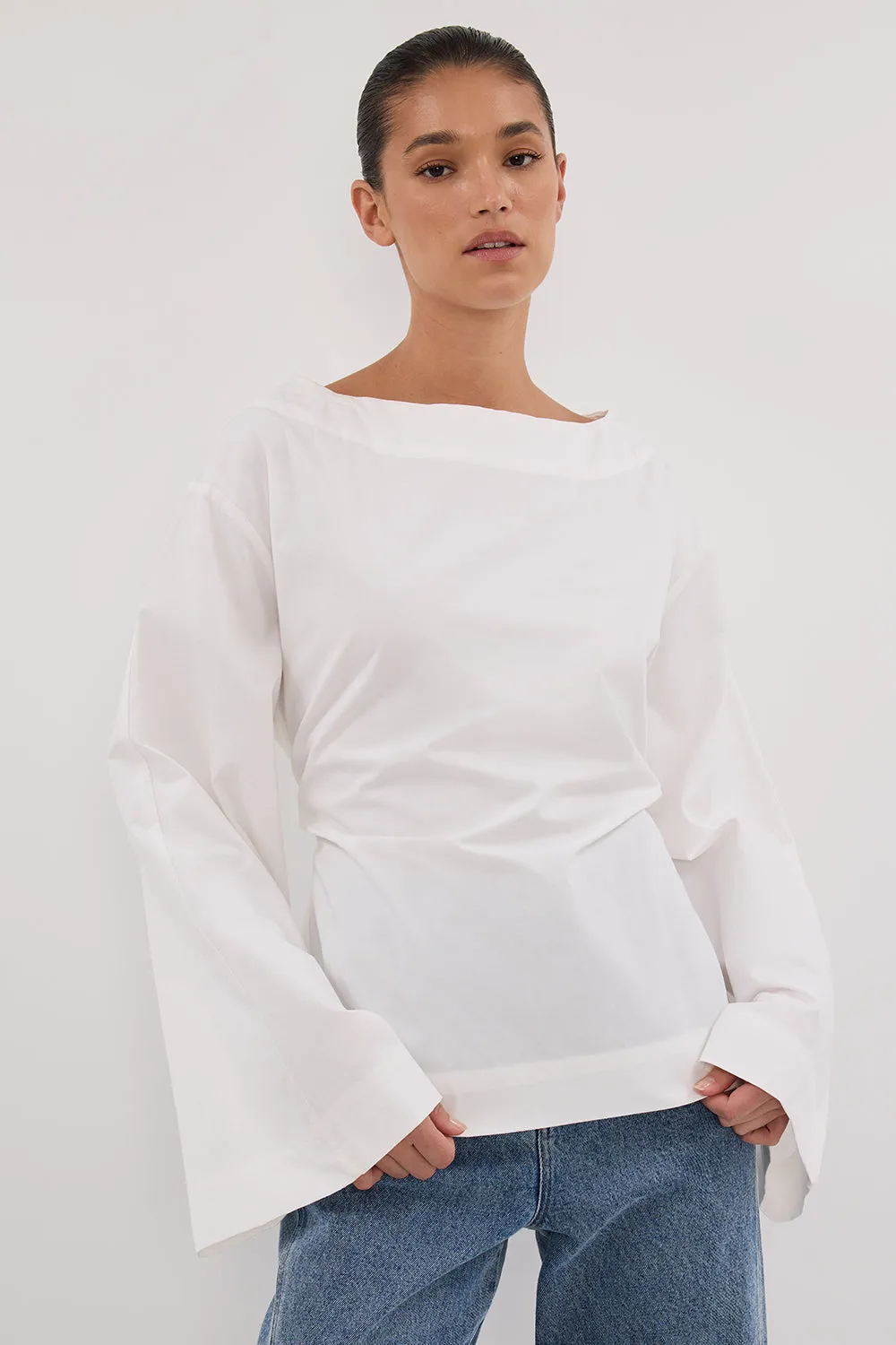 IVY WHITE LONG SLEEVE TOP sold by Dissh