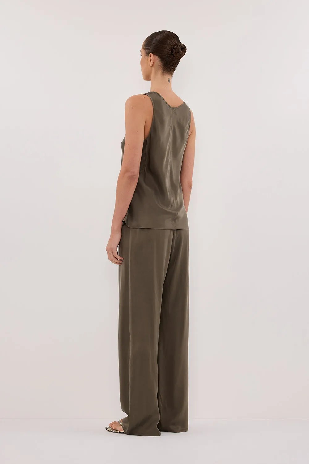 PERCY OLIVE SILK PANT sold by Dissh product image thumbnail 4