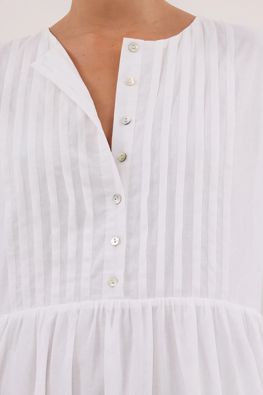 LARS WHITE PINTUCK LINEN MIDI DRESS sold by Dissh product image thumbnail 5