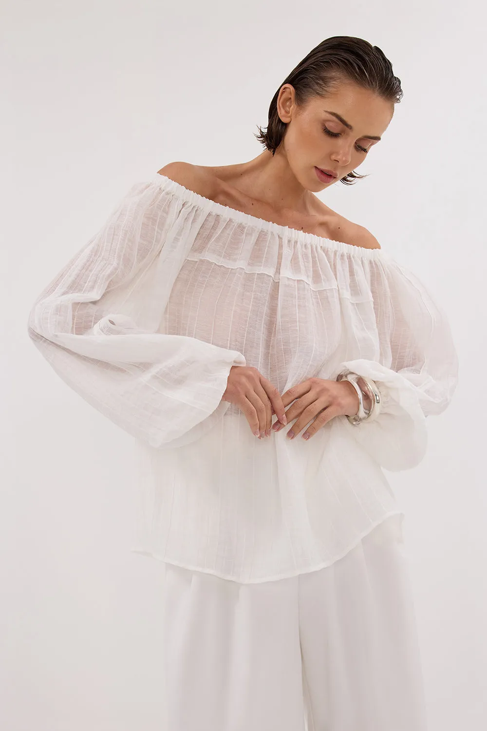 TAHITI WHITE LONG SLEEVE TOP sold by Dissh product image thumbnail 2