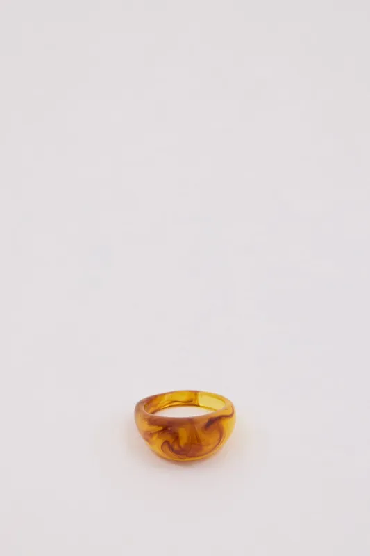 NOAH THE LABEL BROWN CHUNKY RESIN RING sold by Dissh