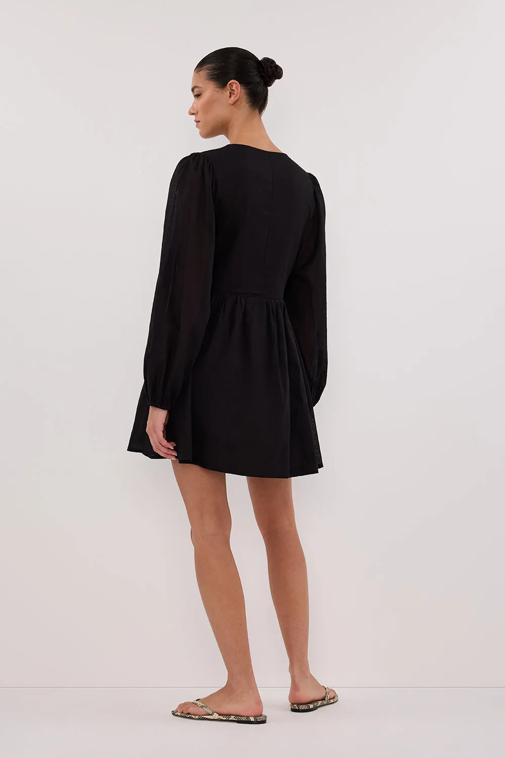 LARS BLACK BUTTON SLEEEVED MINI sold by Dissh product image thumbnail 4