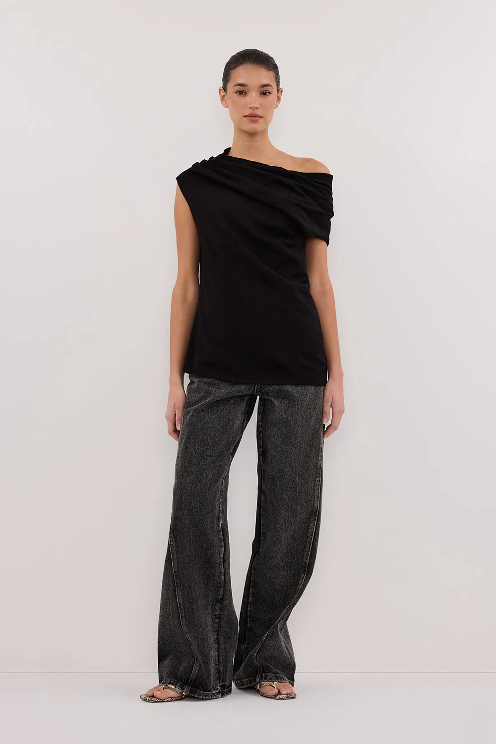 ANDY BLACK ASYM DRAPED TOP sold by Dissh