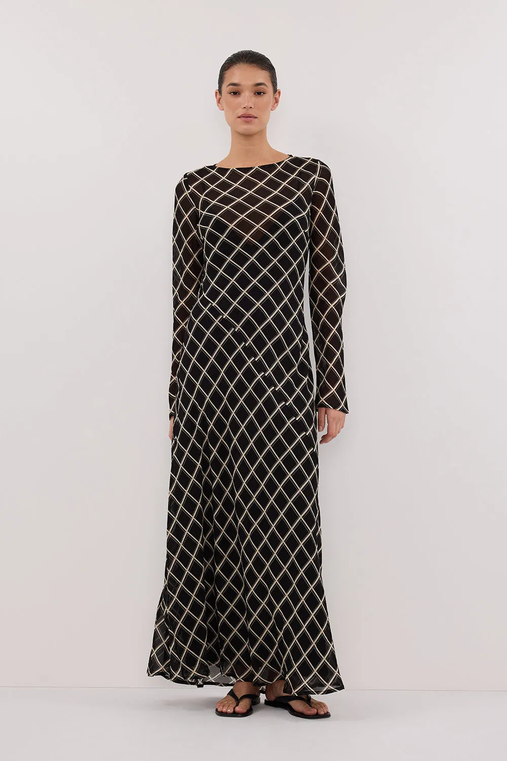 ARLINGTON BLACK LONG SLEEVE MIDI DRESS sold by Dissh product image thumbnail 2