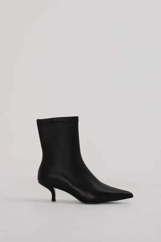 ALIAS MAE AGNES BOOT BLACK made by Alias Mae