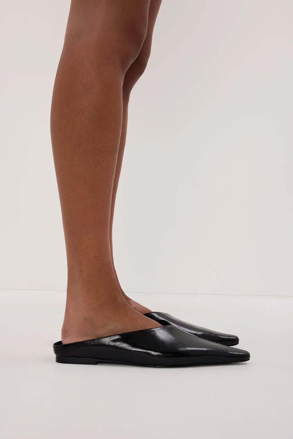 ALIAS MAE OLIVE MULE BLACK sold by Dissh product image thumbnail 2