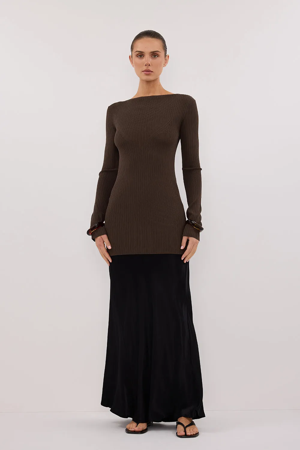JOY DARK OLIVE LONGLINE KNIT TOP sold by Dissh product image thumbnail 2