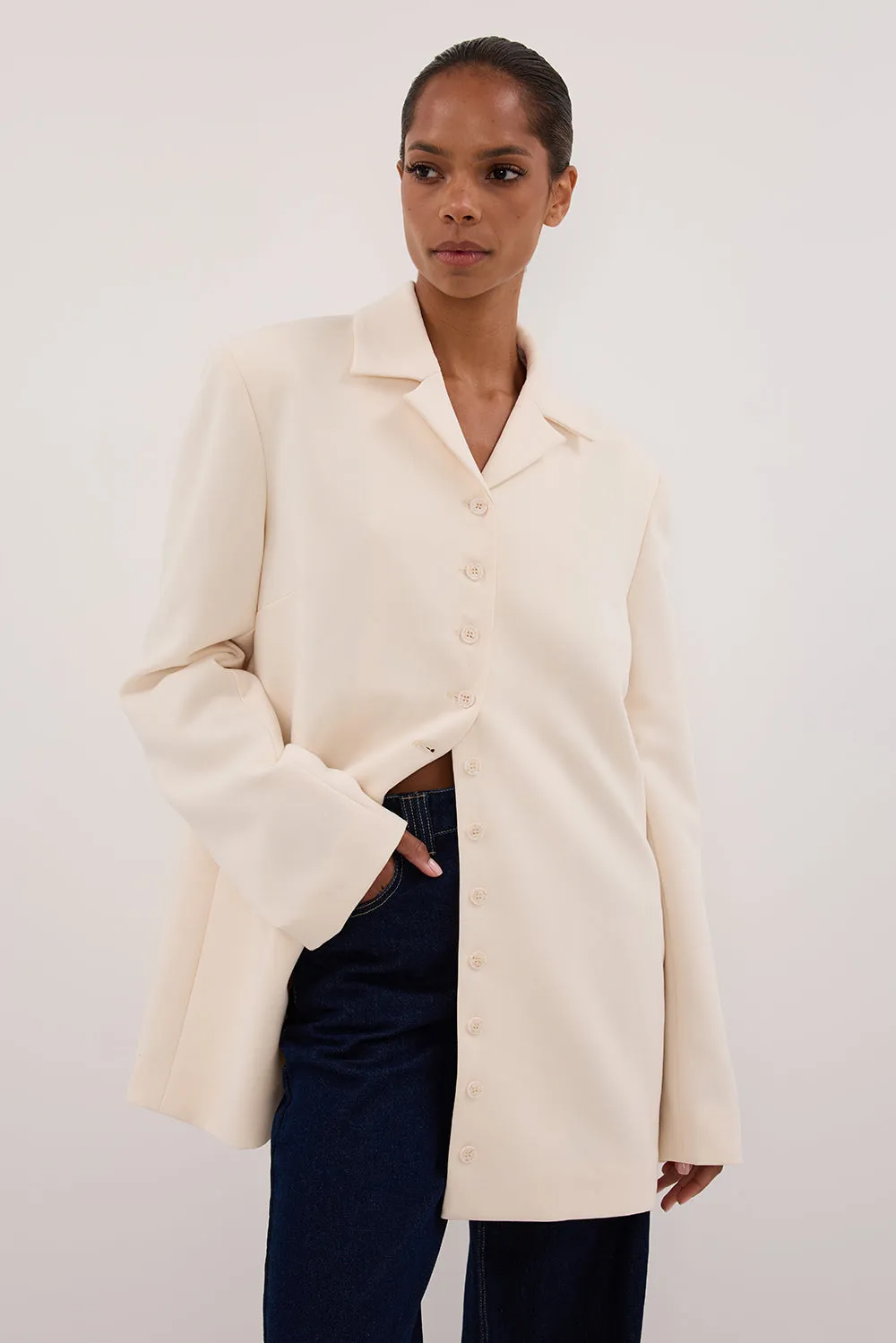 RYKER CREAM OVERSIZED BLAZER sold by Dissh product image thumbnail 3