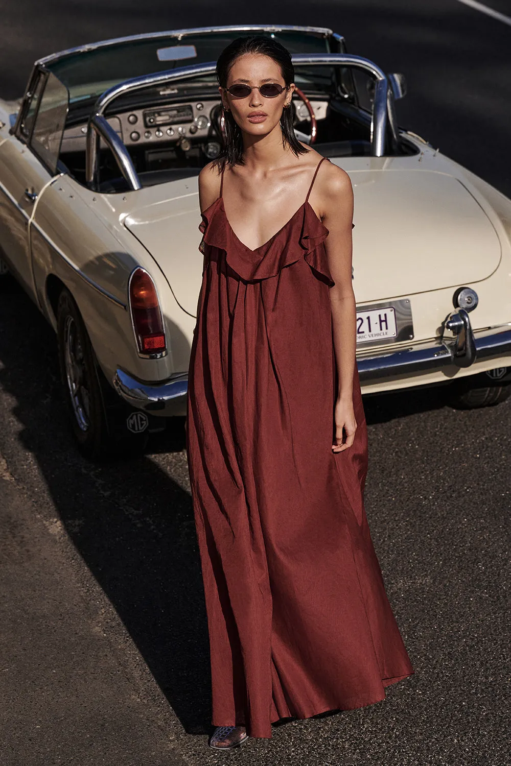 CAPRI SAHARA LINEN BLEND MAXI DRESS sold by Dissh product image thumbnail 2