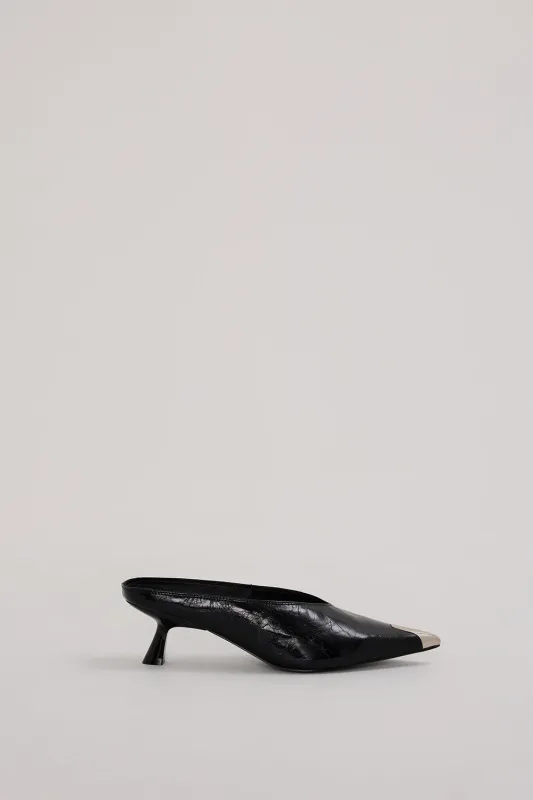 ALIAS MAE GOJI HEEL BLACK sold by Dissh