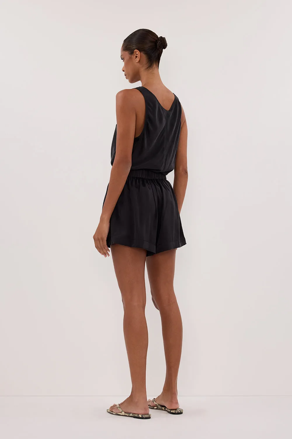 ISLA BLACK SILK SHORT sold by Dissh product image thumbnail 4