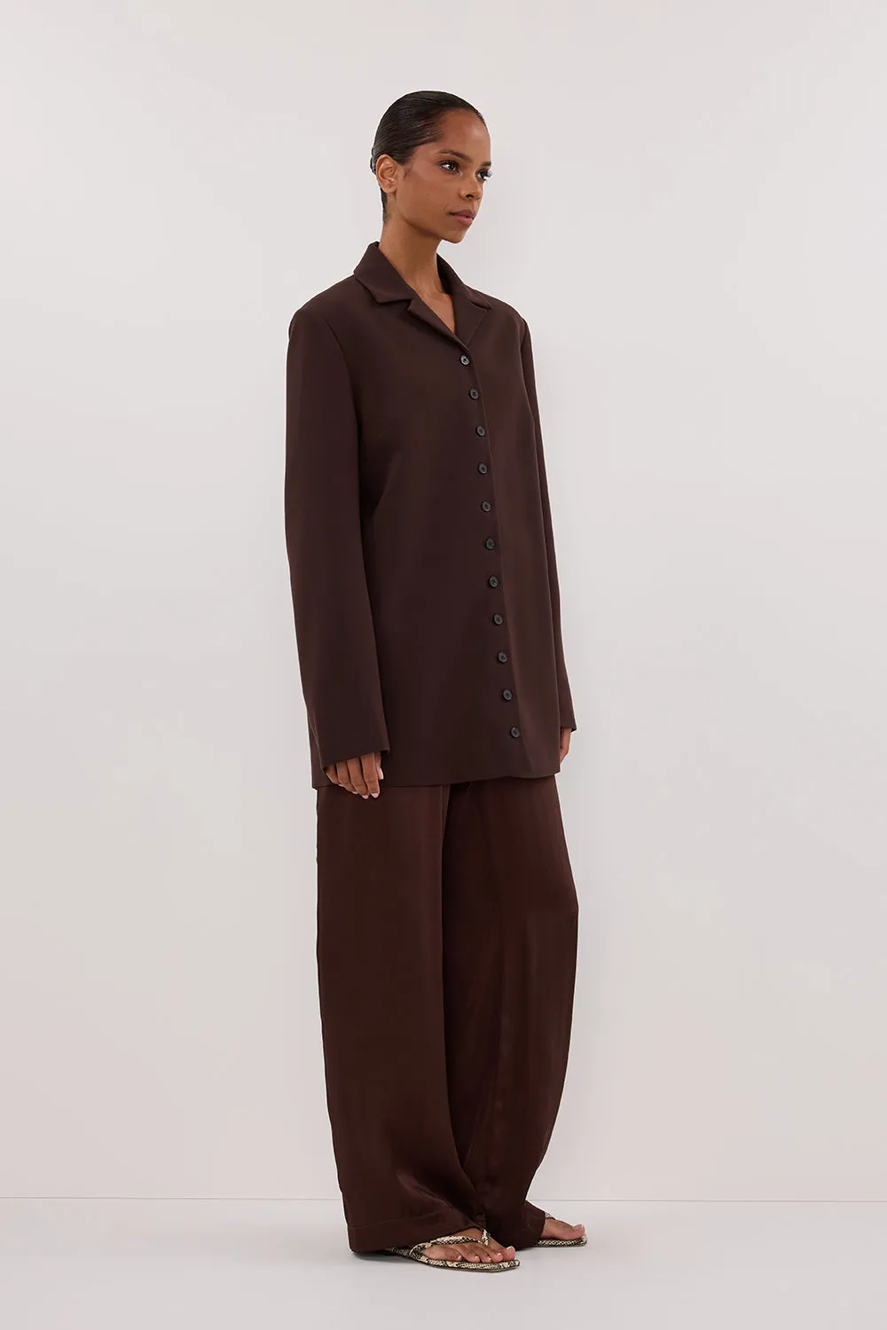 RYKER DARK CHOC OVERSIZED BLAZER sold by Dissh product image thumbnail 4