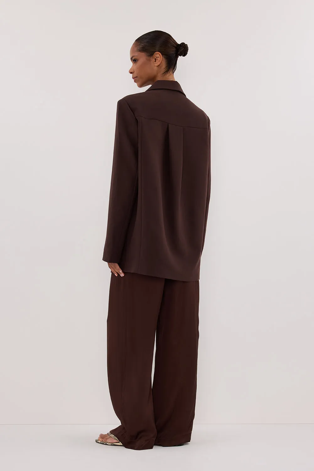 RYKER DARK CHOC OVERSIZED BLAZER sold by Dissh product image thumbnail 5