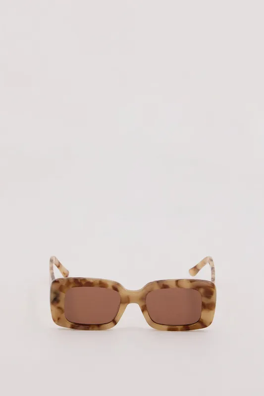 VELVET CAN CARAMEL TORT GOLDEN ERA SUNGLASSES sold by Dissh