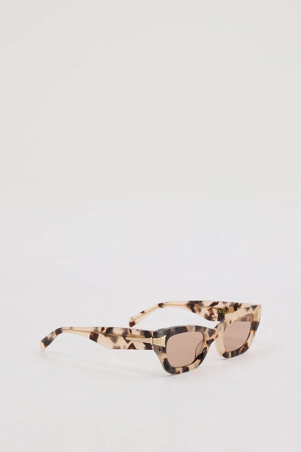 LUV LOU THE CAMERON CREAM TORT SUNGLASSES sold by Dissh product image thumbnail 3