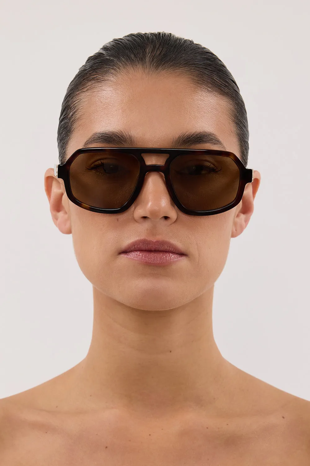 LUV LOU THE BANKS KHAKI SUNGLASSES sold by Dissh product image thumbnail 4