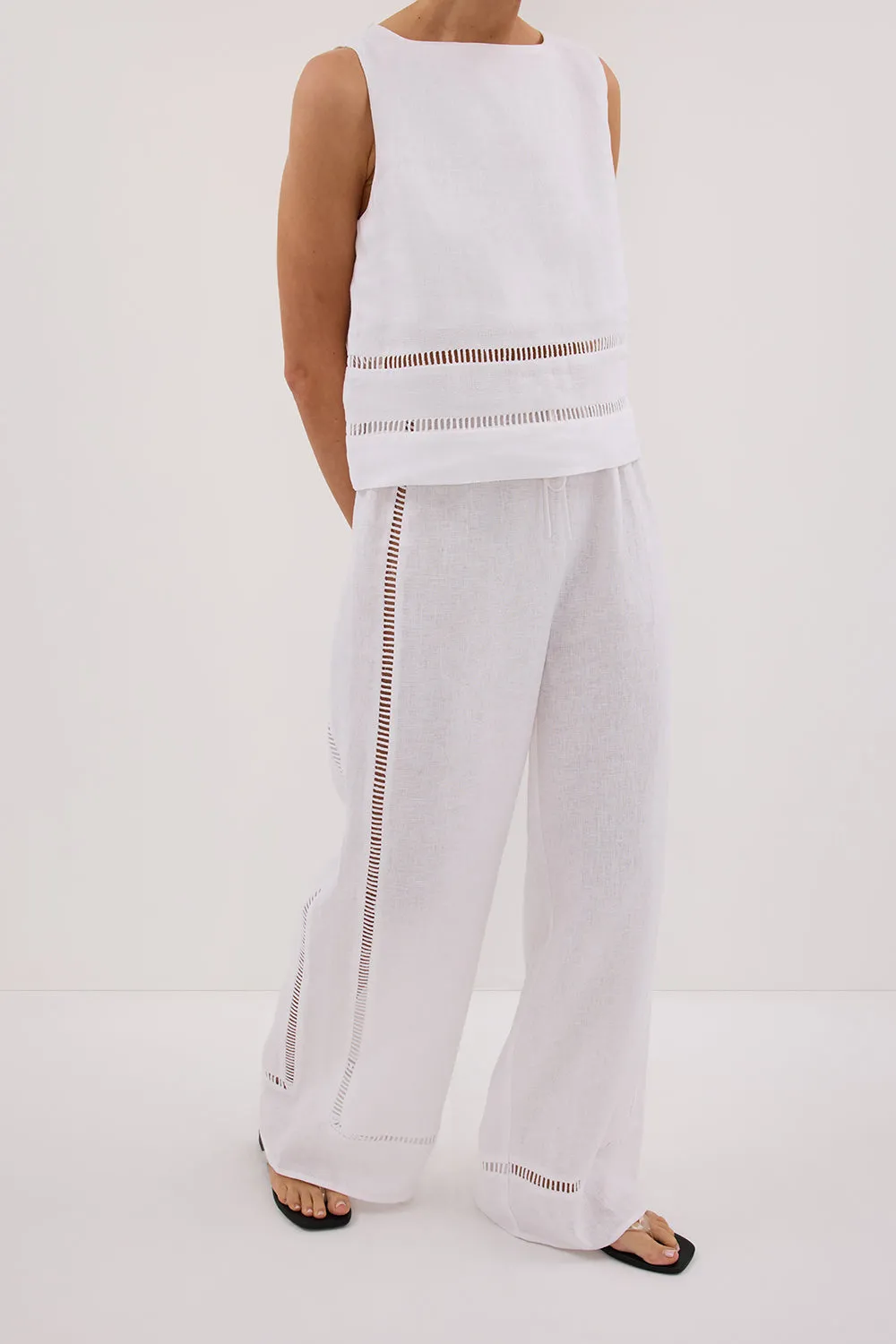 LINDSAY WHITE LINEN PANT sold by Dissh product image thumbnail 2