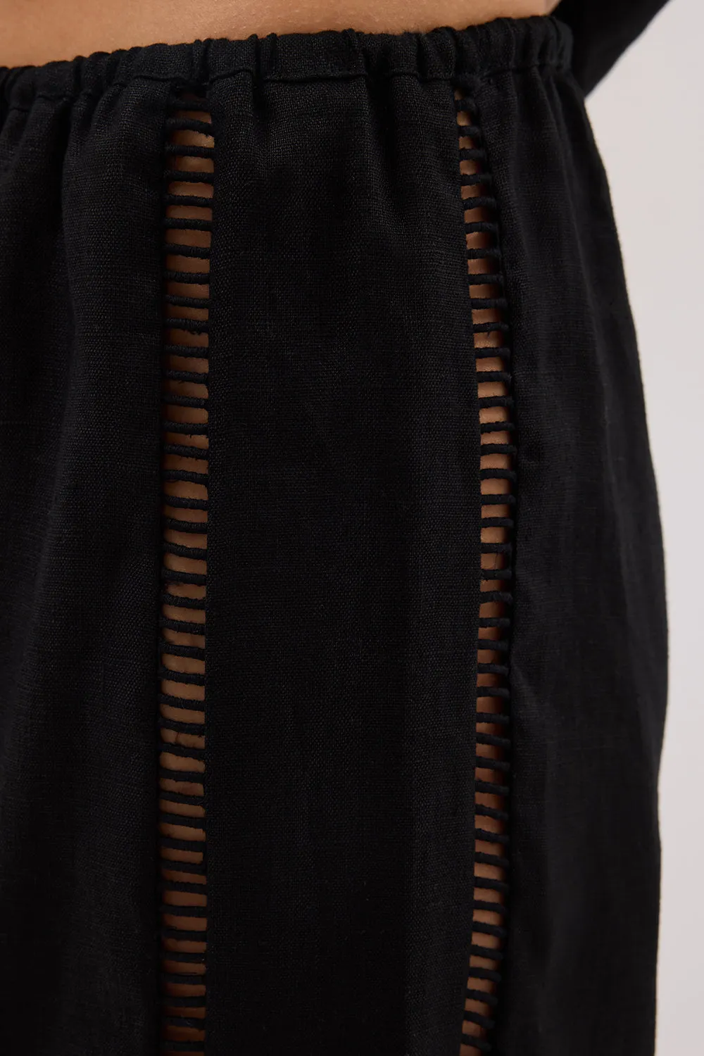 LINDSAY BLACK LINEN PANT sold by Dissh product image thumbnail 5