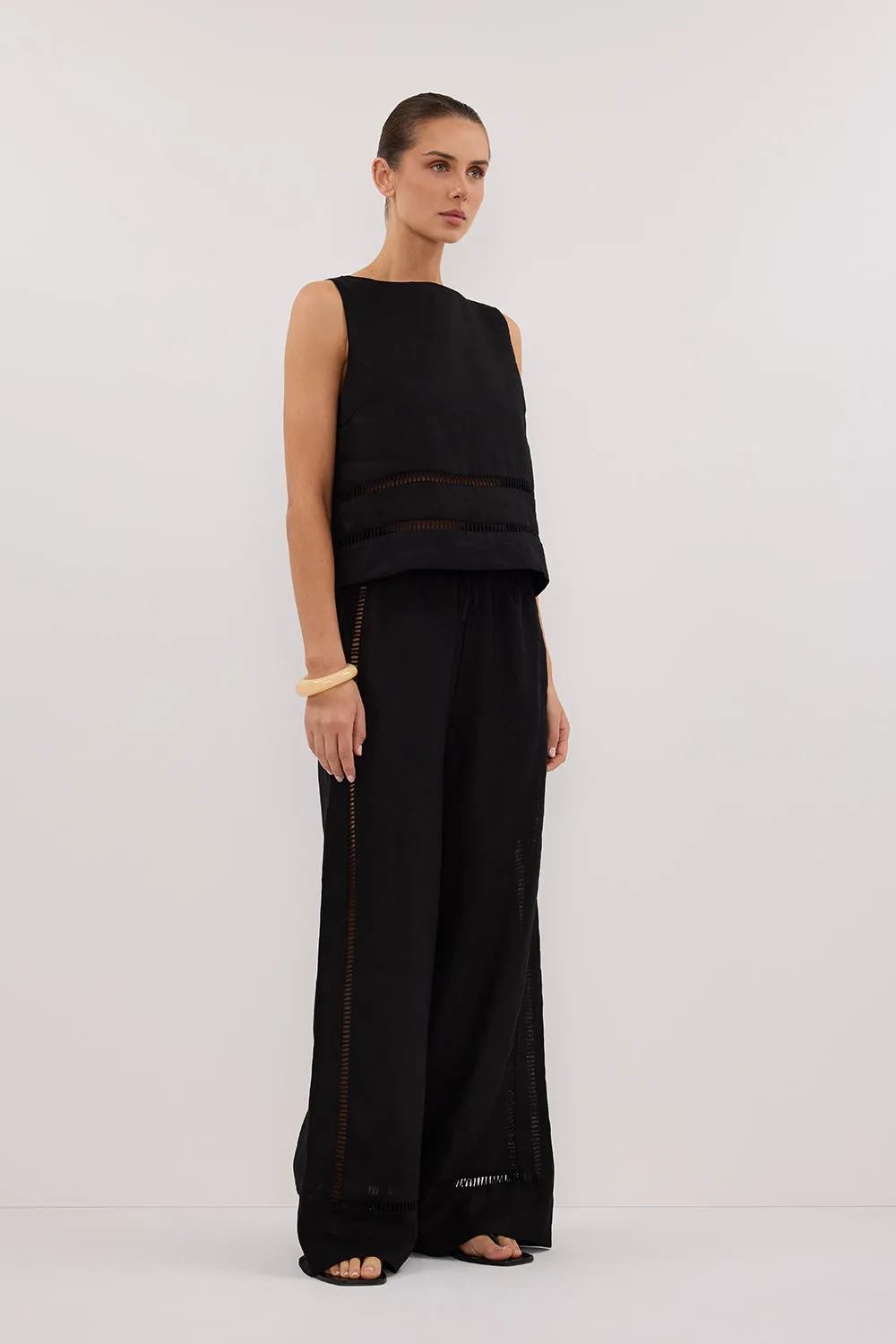 LINDSAY BLACK LINEN PANT sold by Dissh product image thumbnail 3