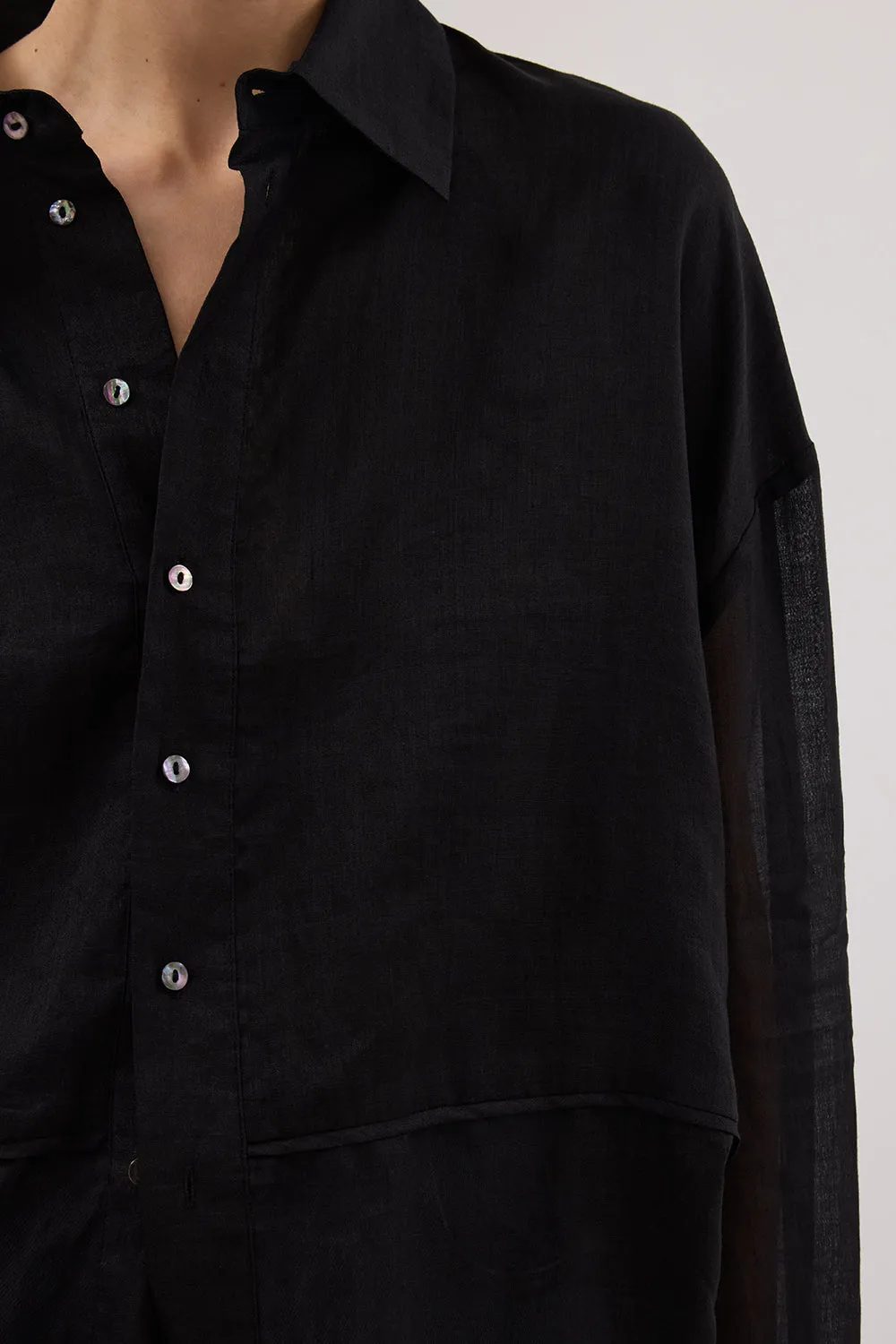 GIGI BLACK RAMIE LONG SLEEVE SHIRT sold by Dissh product image thumbnail 5
