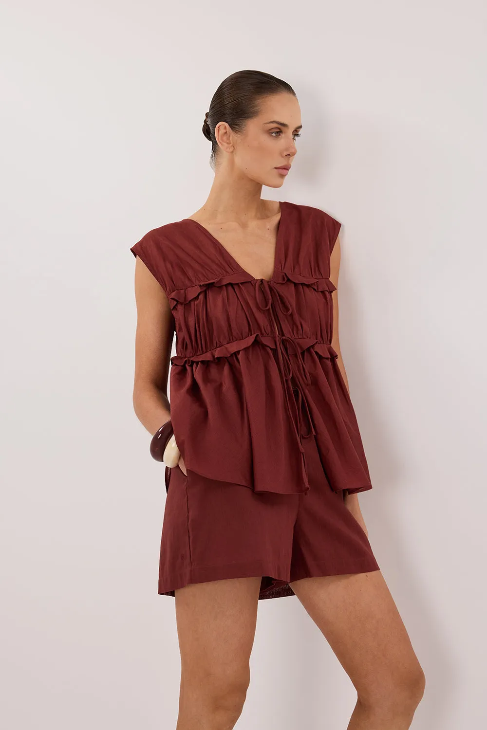 QUINN SAHARA LINEN SHORT sold by Dissh product image thumbnail 3