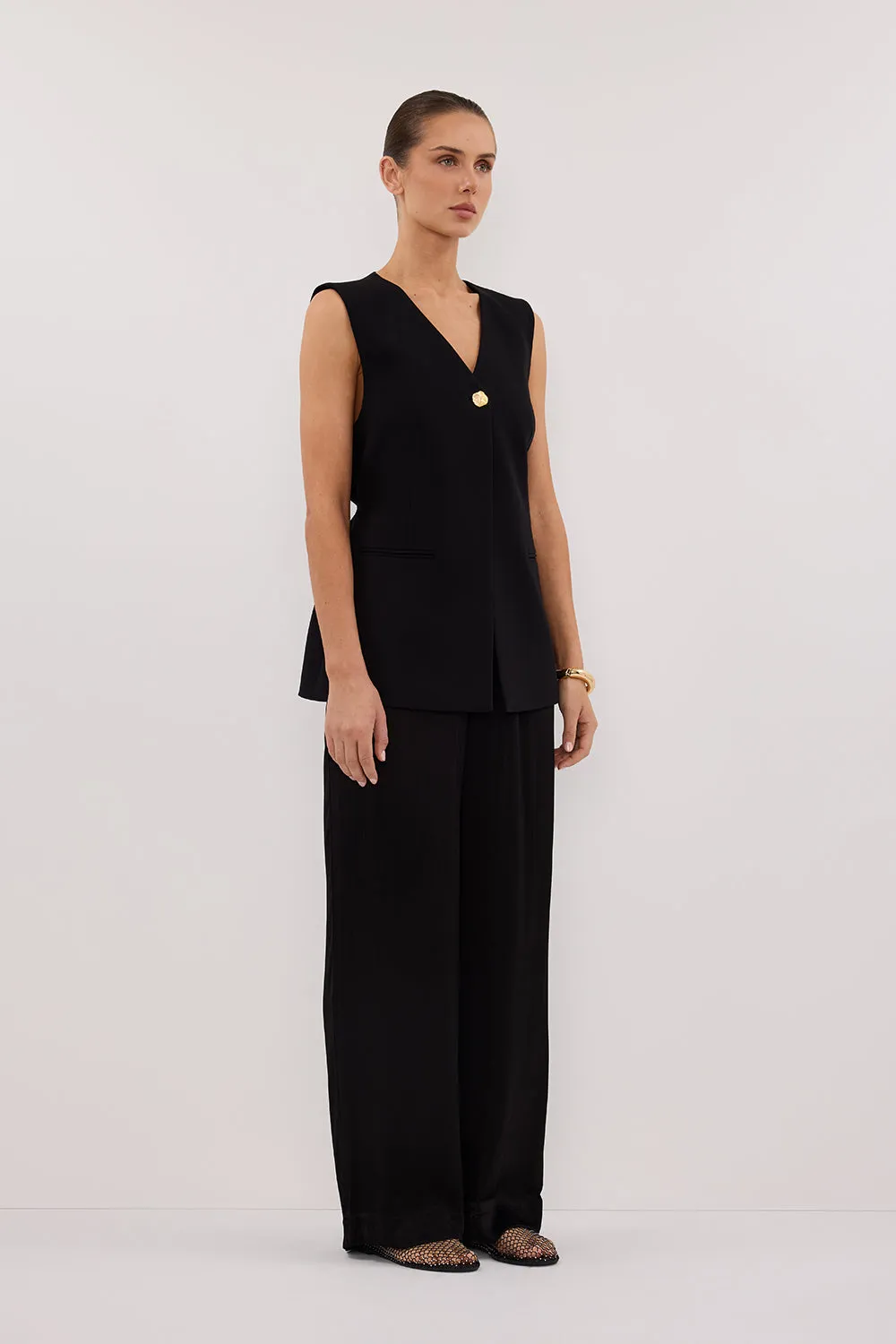 SONNY BLACK TAILORED VEST sold by Dissh product image thumbnail 3