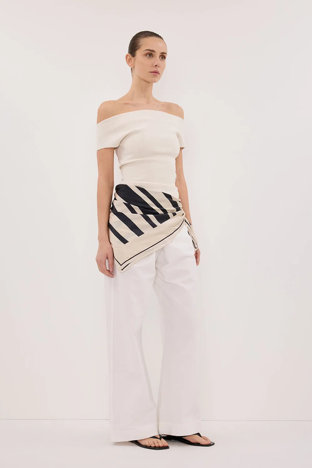 ASTRID PLASTER OFF SHOULDER KNIT TOP sold by Dissh product image thumbnail 3