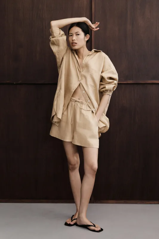 LUNE TAN LINEN SHORT sold by Dissh