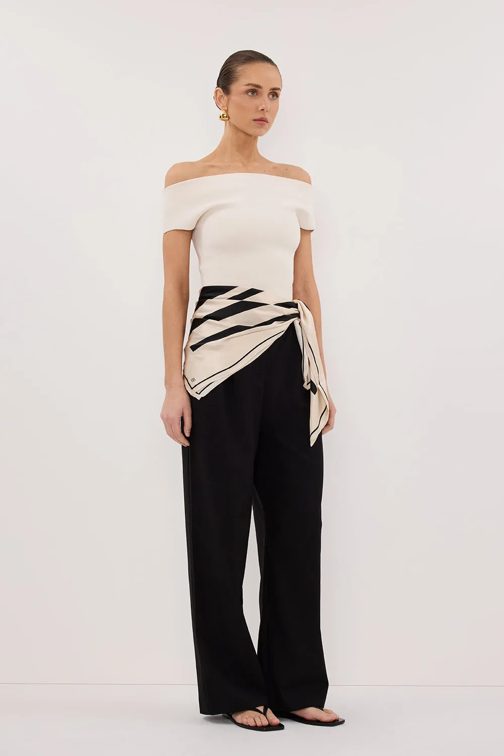 REMY BLACK TAILORED PANT sold by Dissh product image thumbnail 4