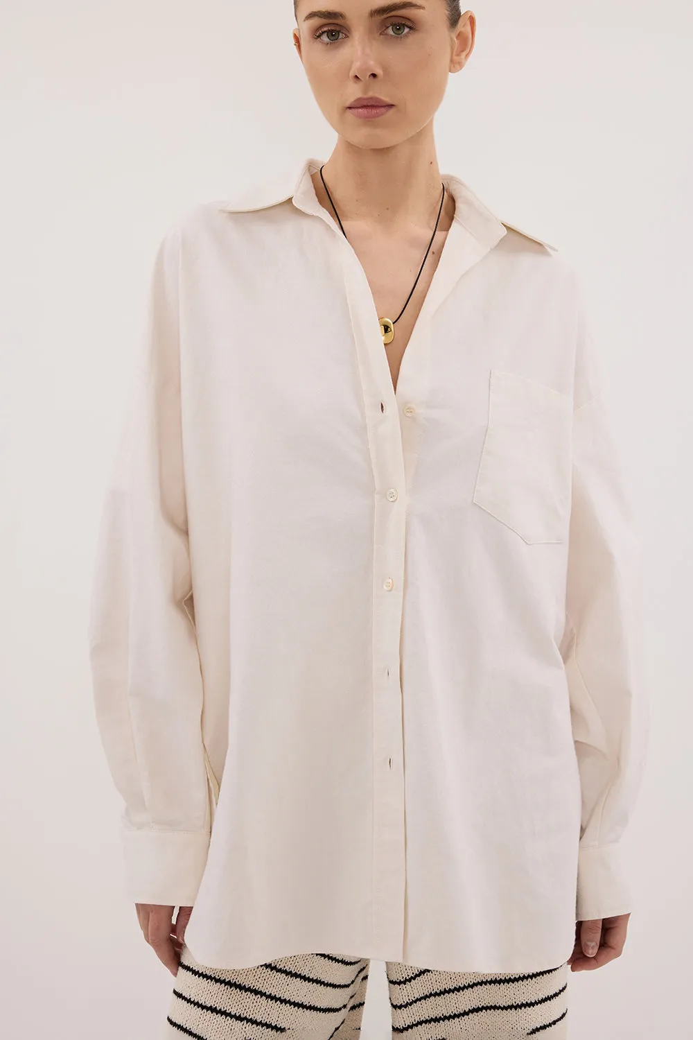 RHEA 2.0 CREAM OVERSIZED COTTON SHIRT sold by Dissh product image thumbnail 5