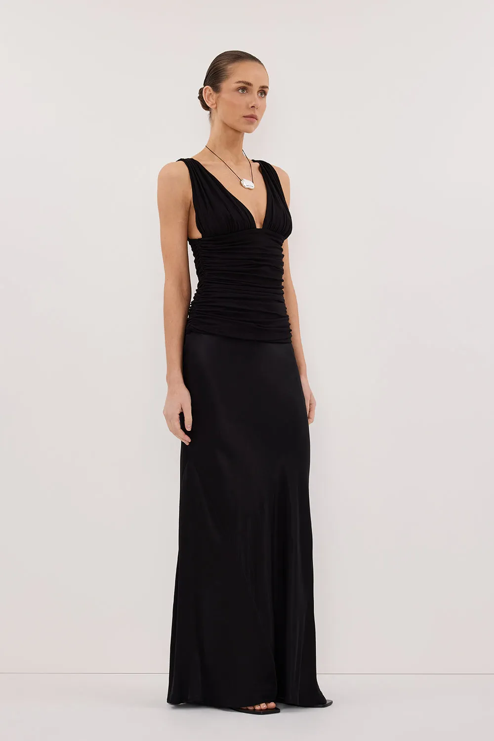 MAGNOLIA BLACK SLEEVELESS RUCHED TOP sold by Dissh product image thumbnail 3
