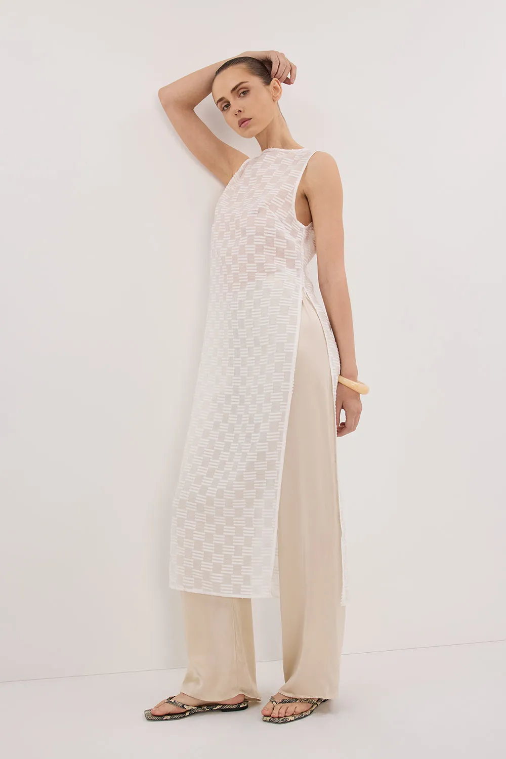 ELBA WHITE SHEER TUNIC TOP sold by Dissh product image thumbnail 3