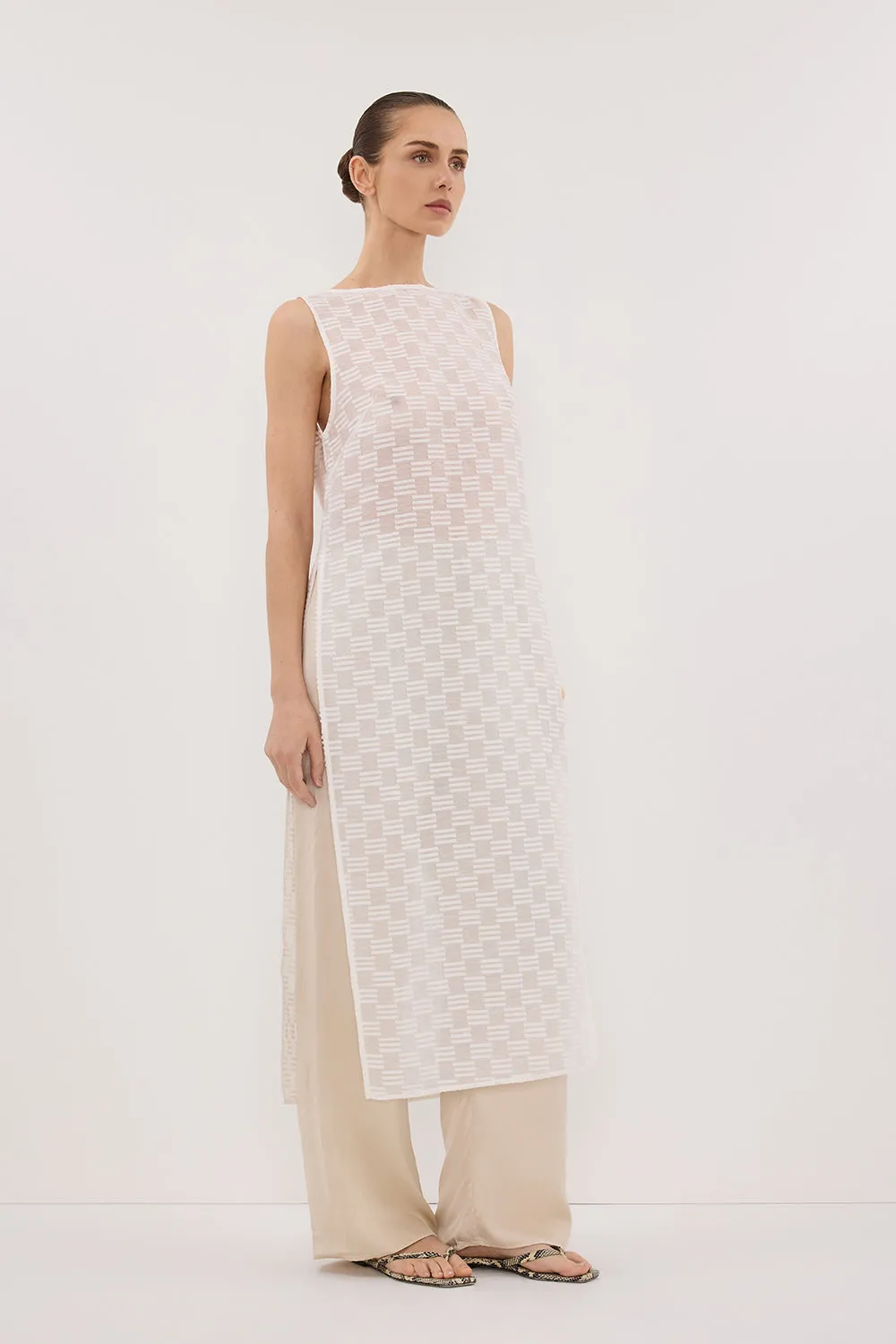 ELBA WHITE SHEER TUNIC TOP sold by Dissh product image thumbnail 4