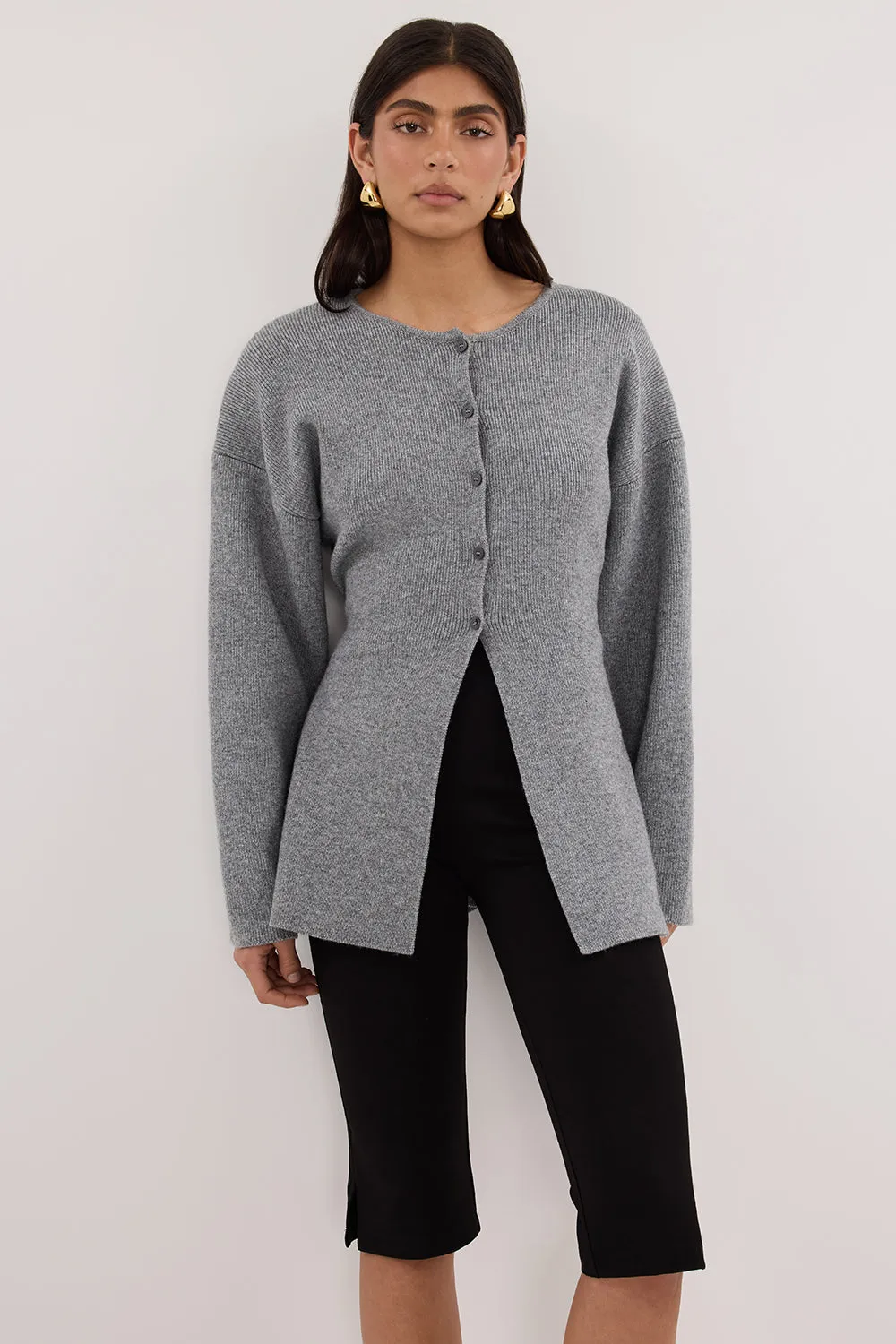 DEMI BLACK CAPRI PANT sold by Dissh product image thumbnail 3